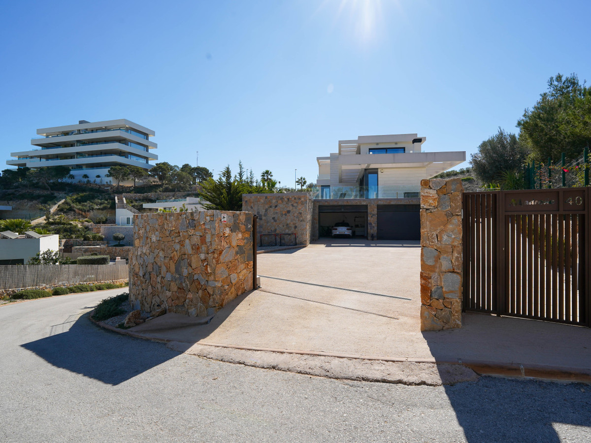 Huis te koop in Las Colinas Golf | 6 slaapkamers H5406925
