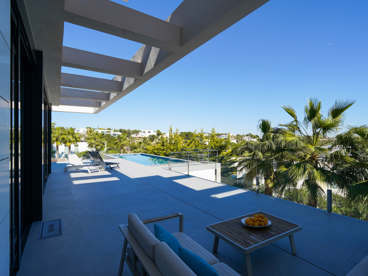 Huis te koop in Las Colinas Golf | 6 slaapkamers H5406925
