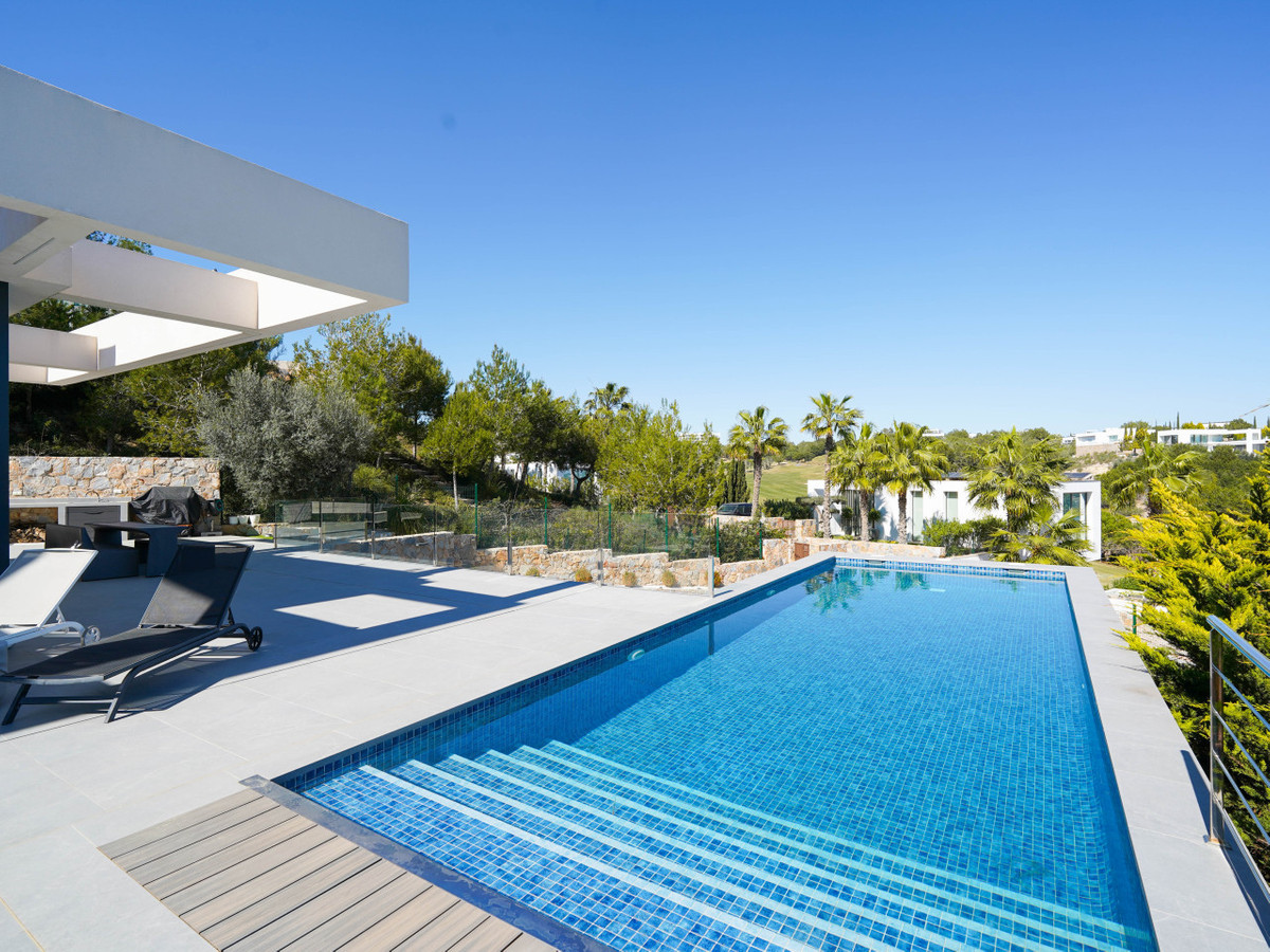 Huis te koop in Las Colinas Golf | 6 slaapkamers H5406925