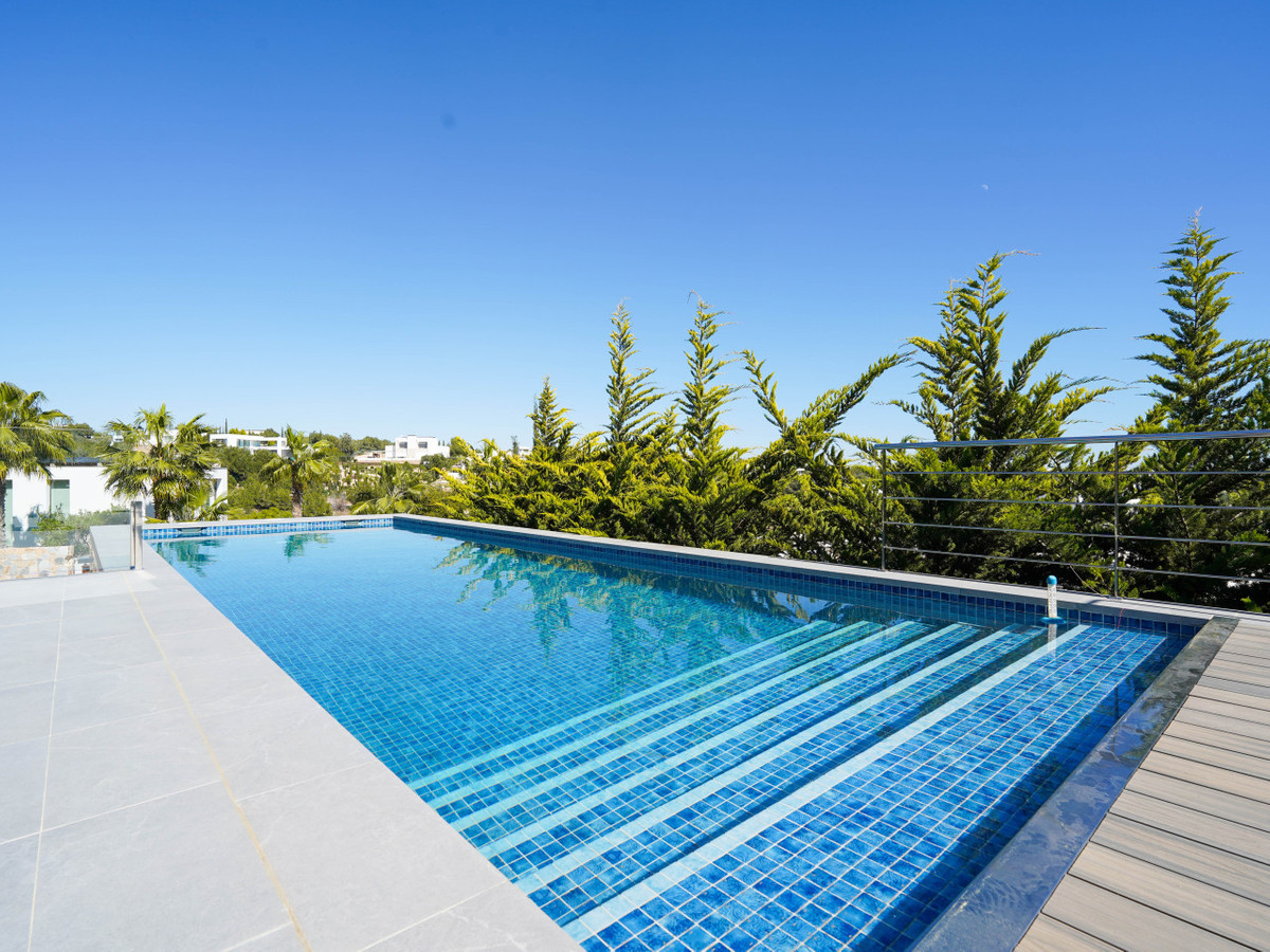 Huis te koop in Las Colinas Golf | 6 slaapkamers H5406925