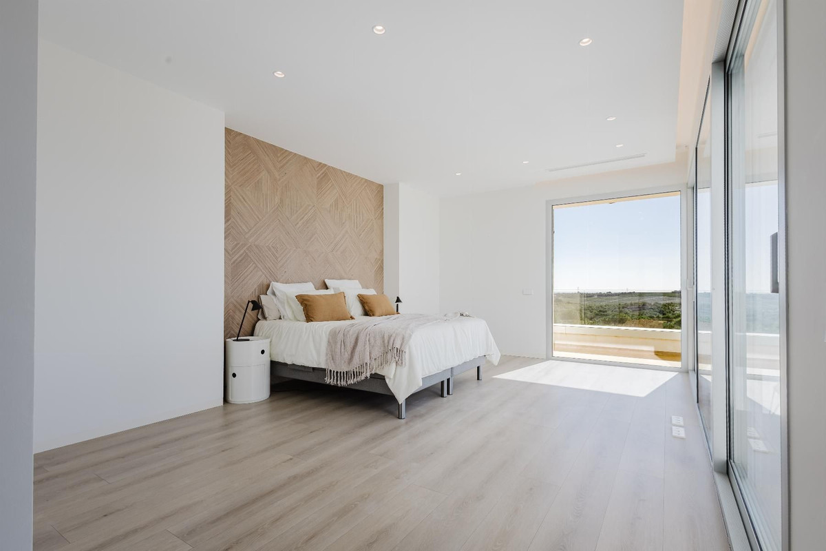 Appartement te koop in Las Colinas Golf | 5 slaapkamers H5407621