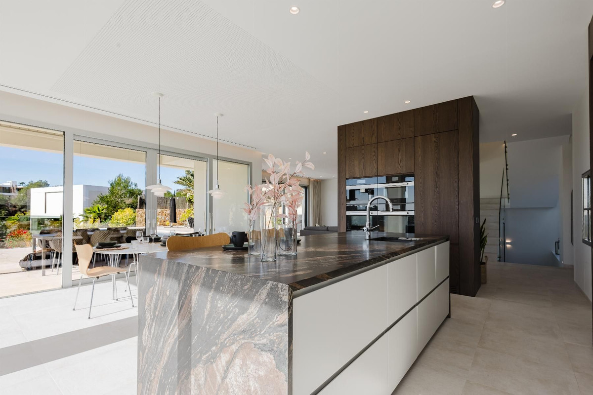 Appartement te koop in Las Colinas Golf | 5 slaapkamers H5407621