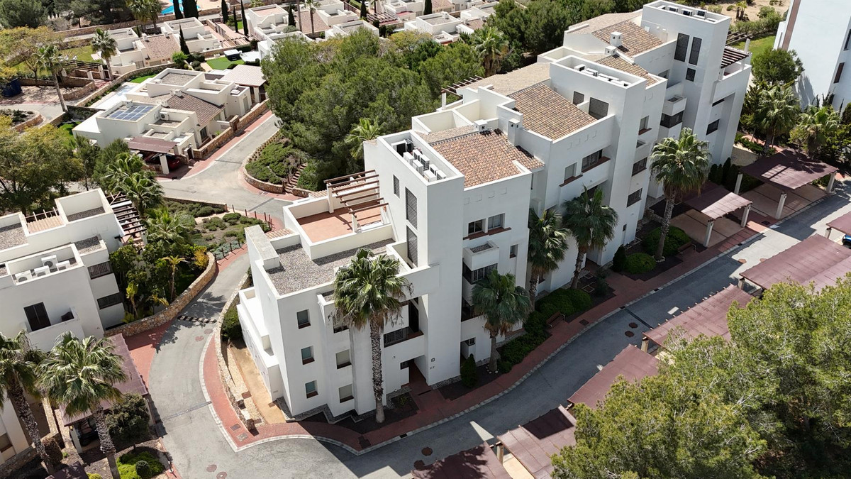Appartement te koop in Las Colinas Golf | 2 slaapkamers H5496475