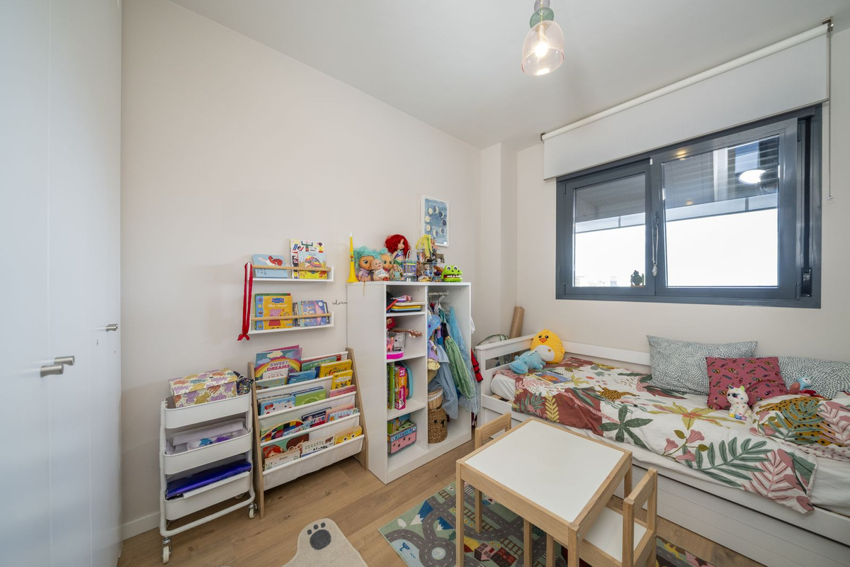 Tussenverdieping Appartement in Las Lagunas-10