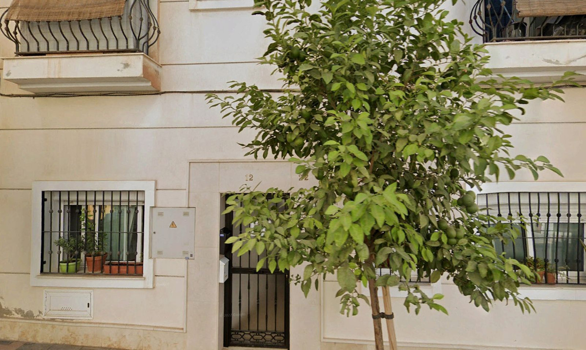 Begane grond appartement in Las Lagunas-2