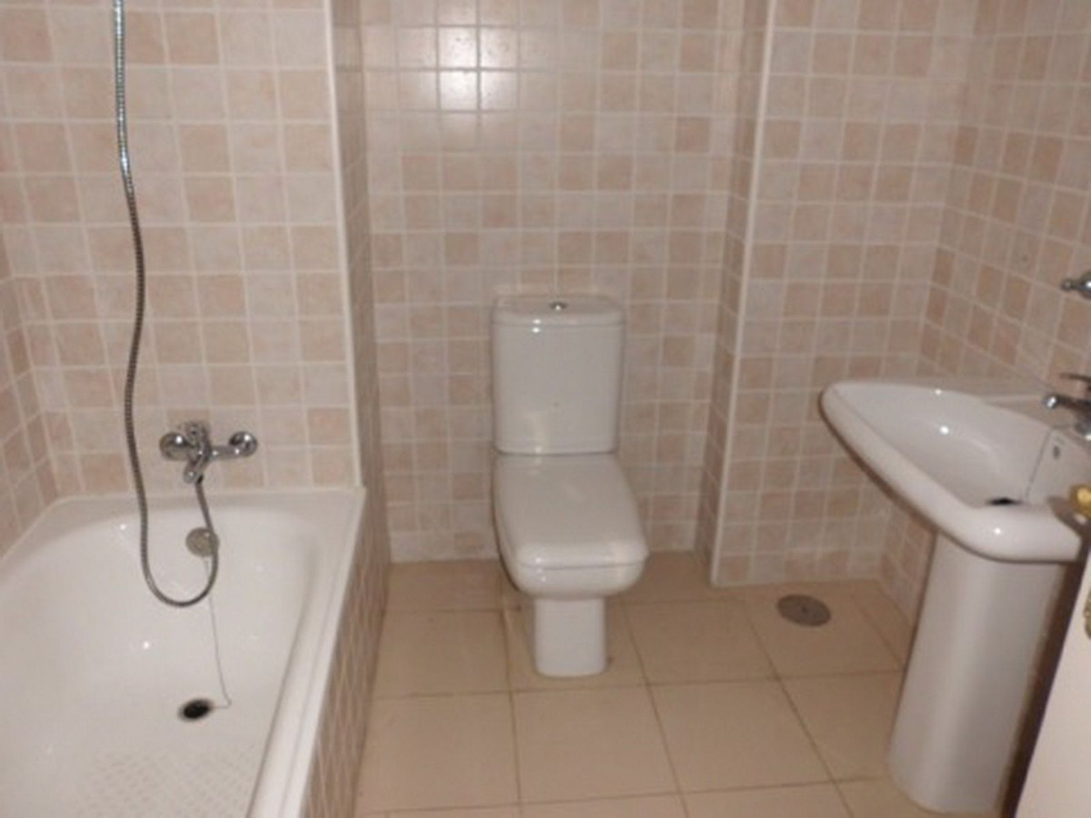 Begane grond appartement in Las Lagunas-7