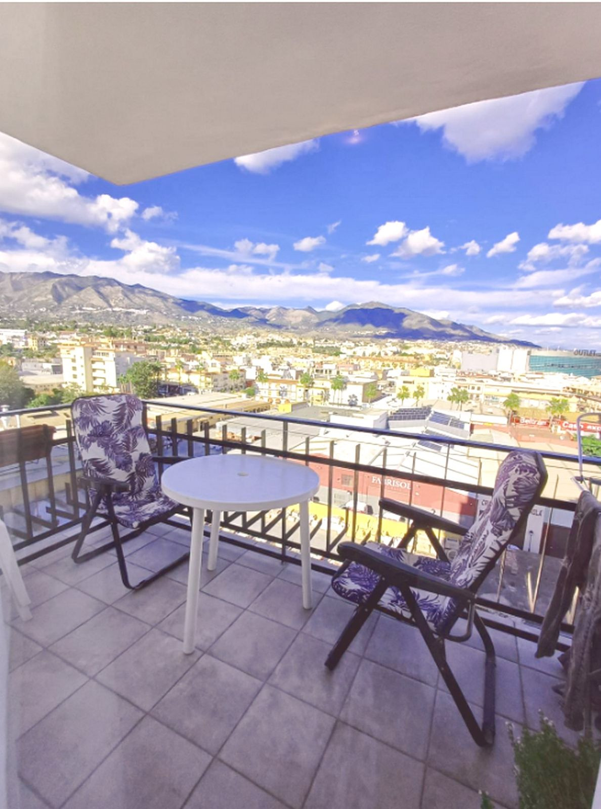 Tussenverdieping Appartement in Las Lagunas-1