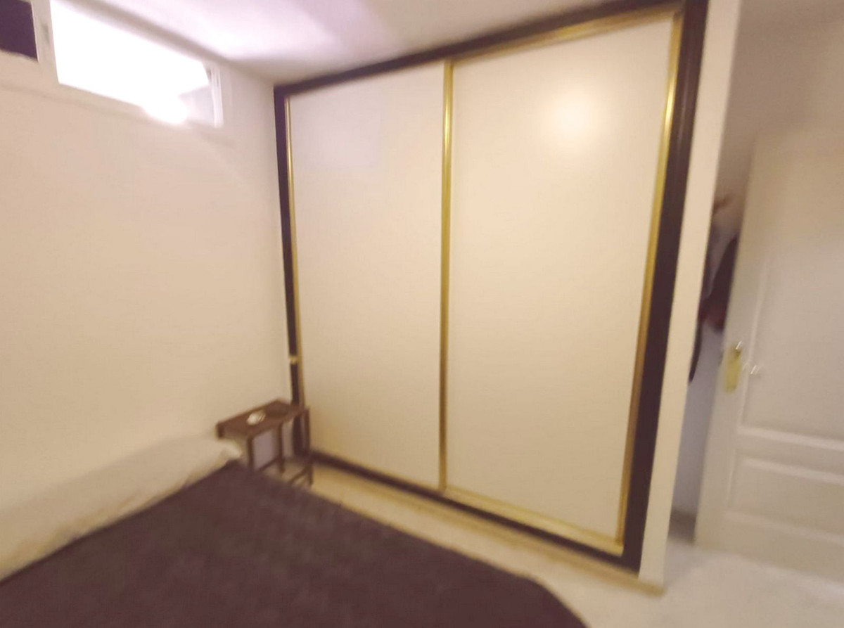 Tussenverdieping Appartement in Las Lagunas-11