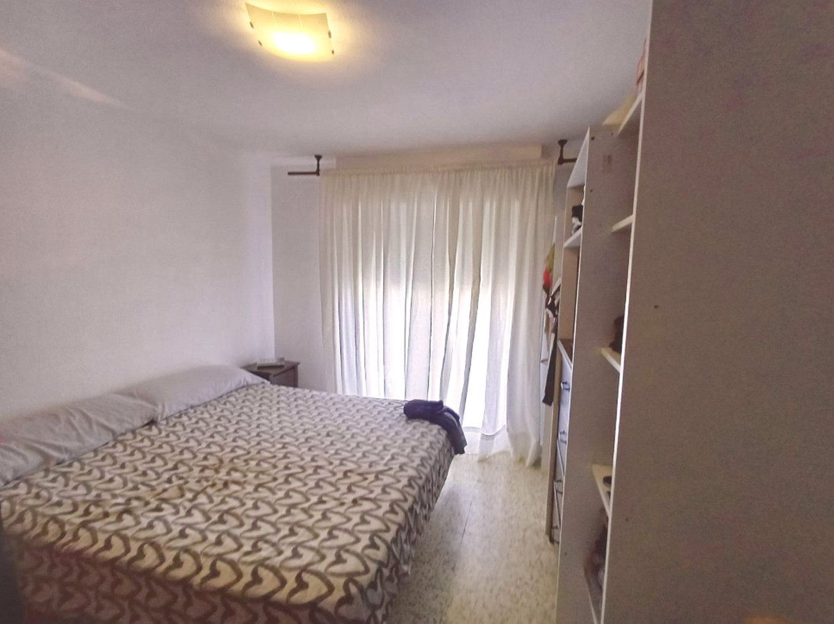 Tussenverdieping Appartement in Las Lagunas-8