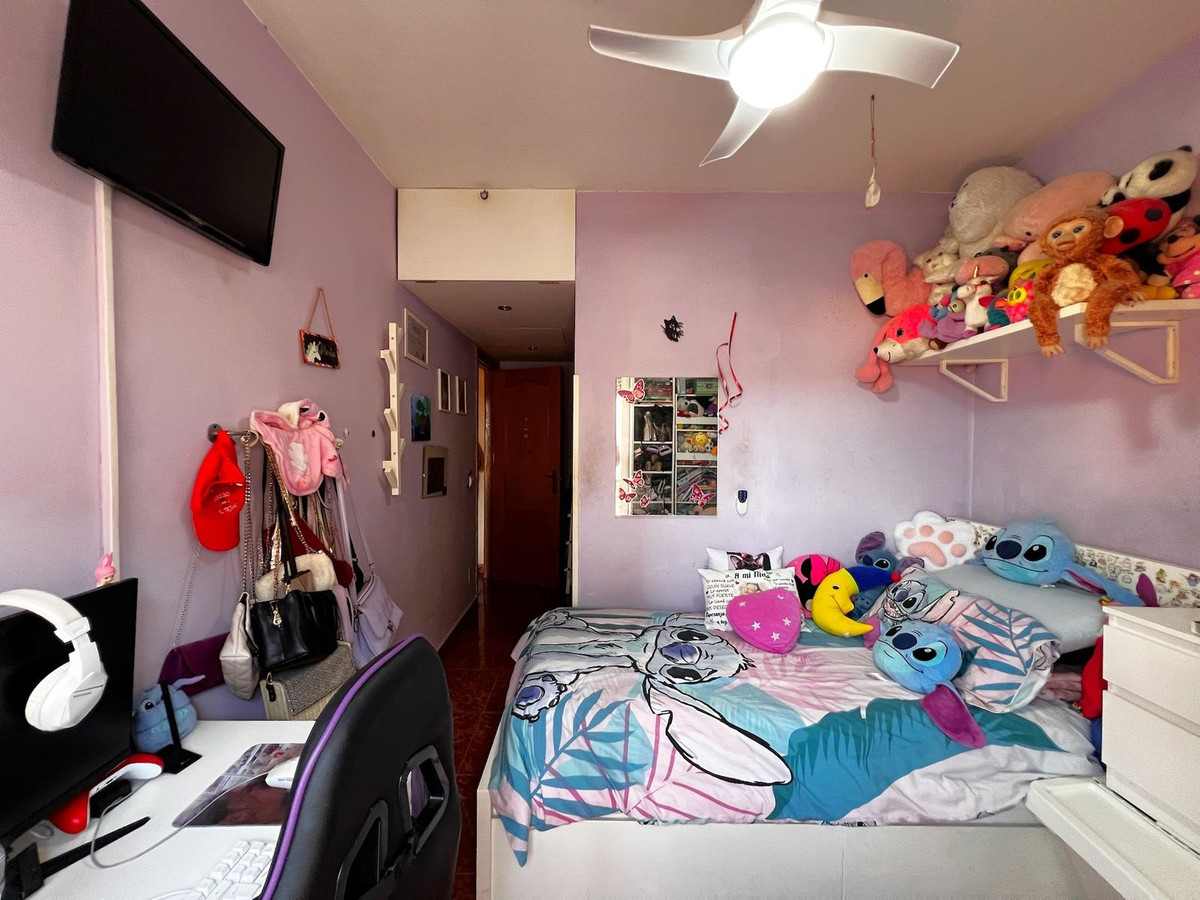 Tussenverdieping Appartement in Las Lagunas-12