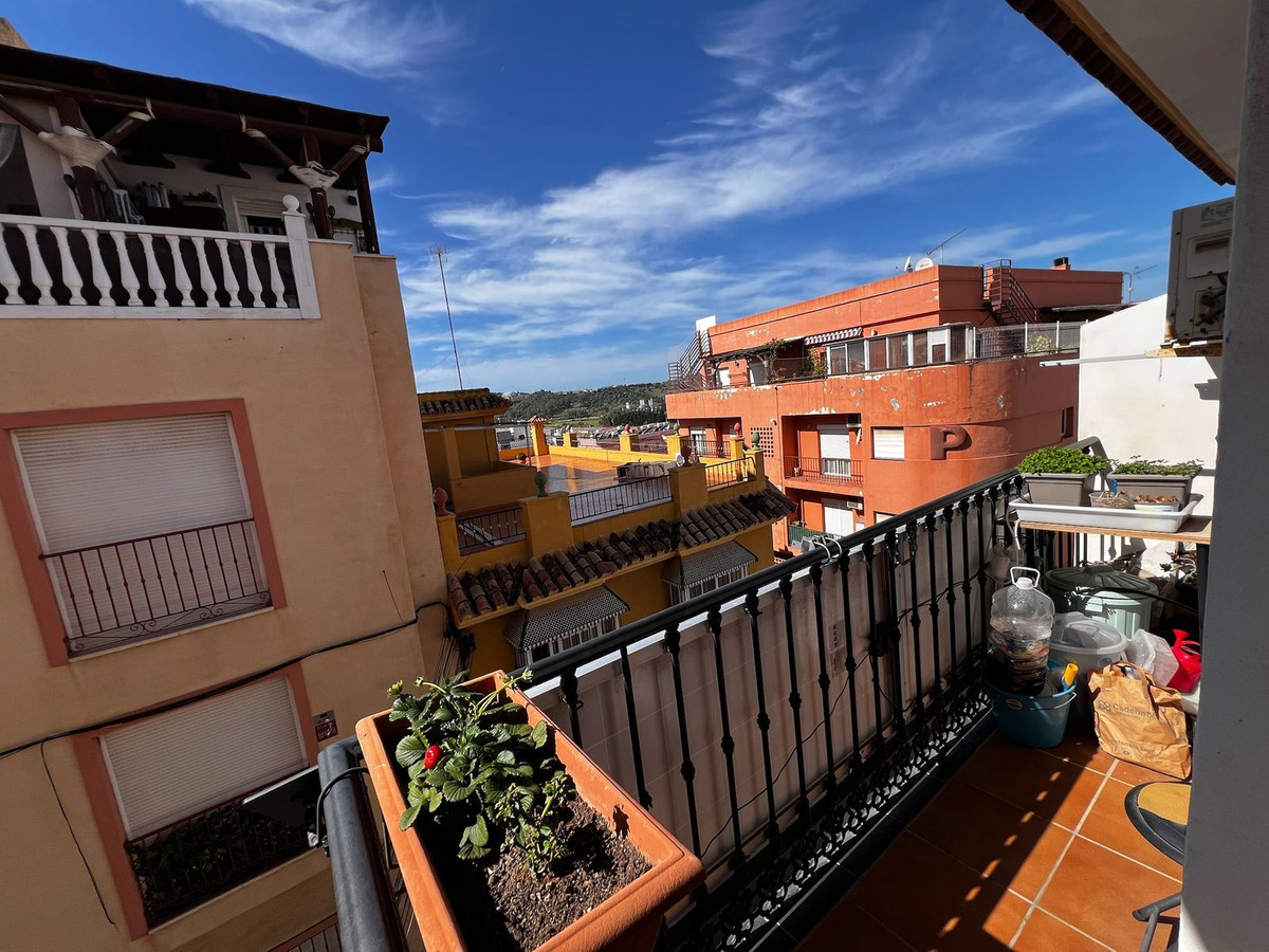 Tussenverdieping Appartement in Las Lagunas-13
