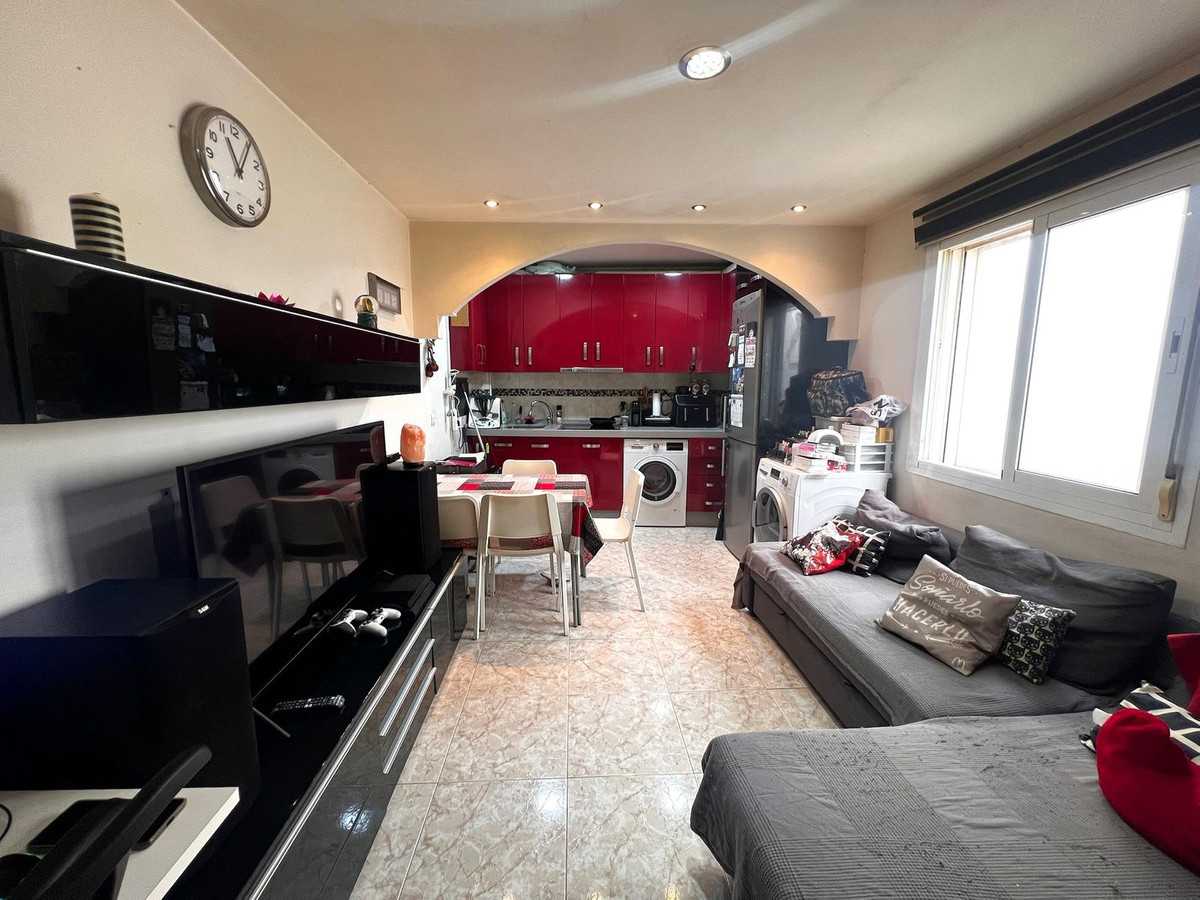 Tussenverdieping Appartement in Las Lagunas-2