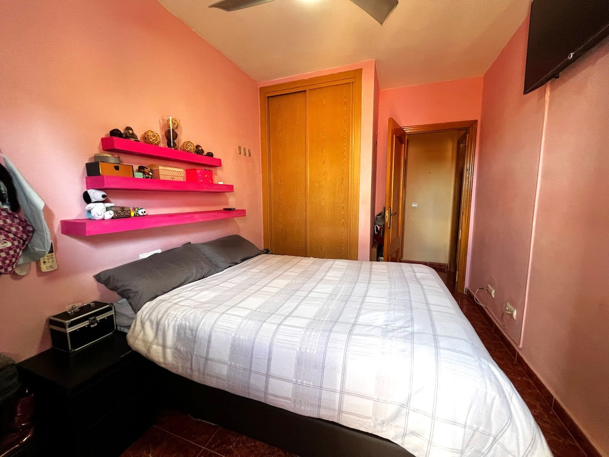 Tussenverdieping Appartement in Las Lagunas-8