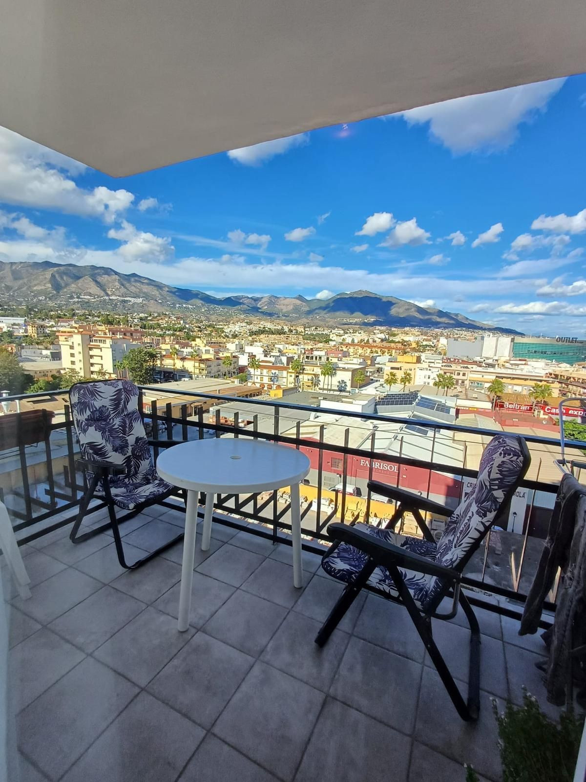 Tussenverdieping Appartement in Las Lagunas-1