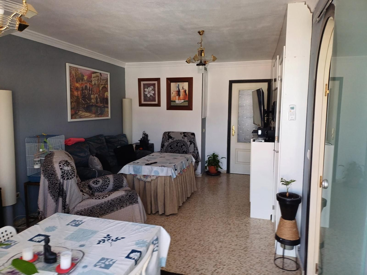 Tussenverdieping Appartement in Las Lagunas-3