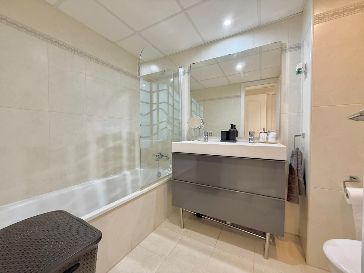 Appartement te koop in Las Lagunas | 3 slaapkamers H5052202