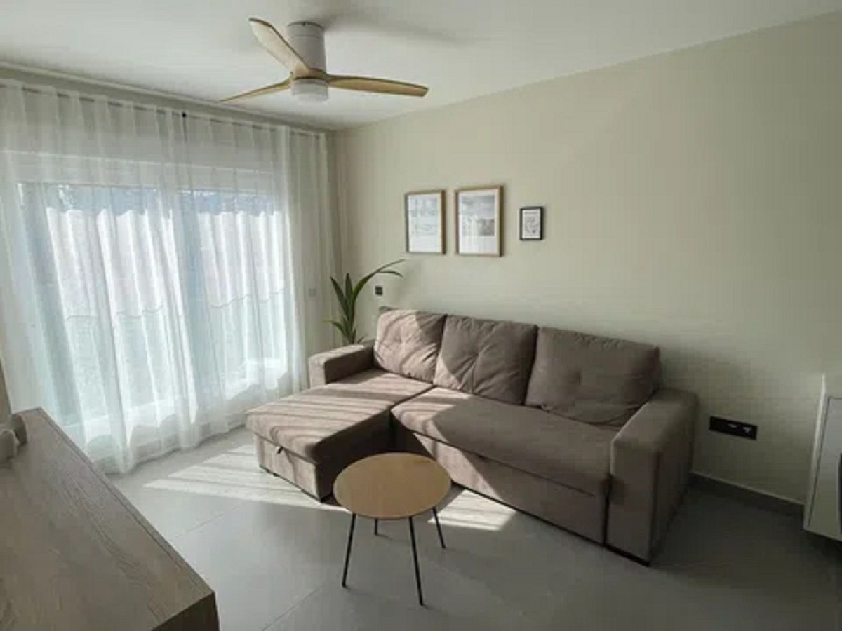 Appartement te koop in Las Lagunas | 1 slaapkamers H5065186