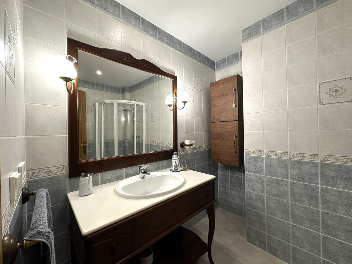 Appartement te koop in Las Lagunas | 4 slaapkamers H5245645