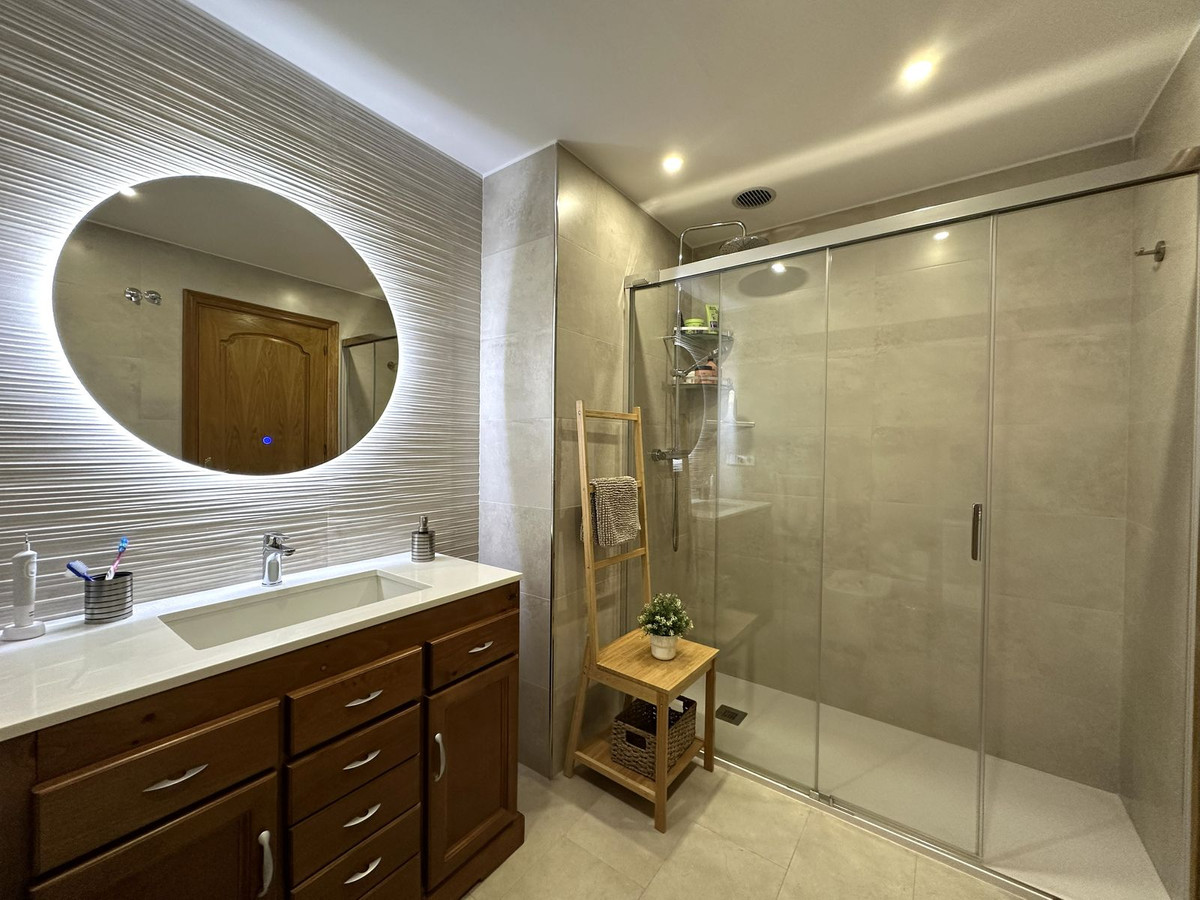 Appartement te koop in Las Lagunas | 4 slaapkamers H5245645