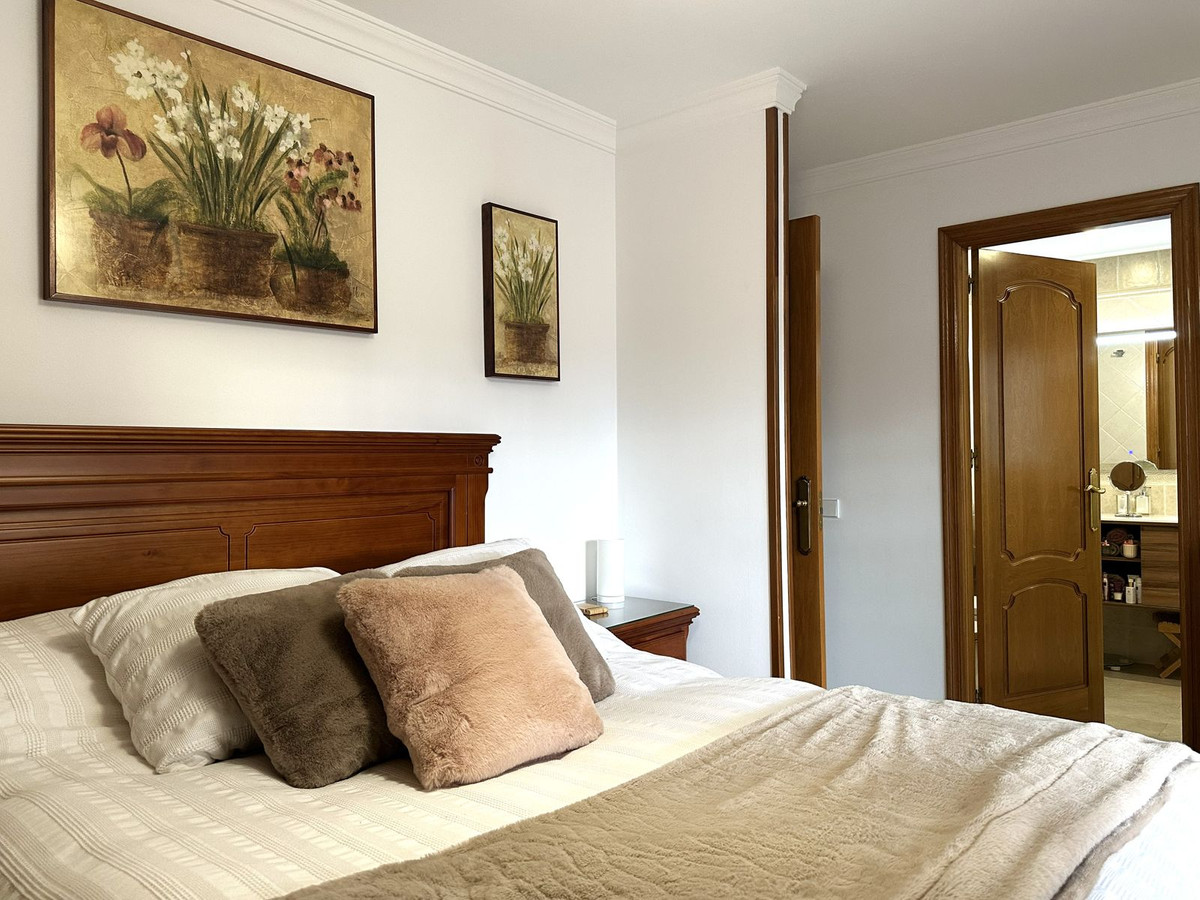 Appartement te koop in Las Lagunas | 4 slaapkamers H5245645