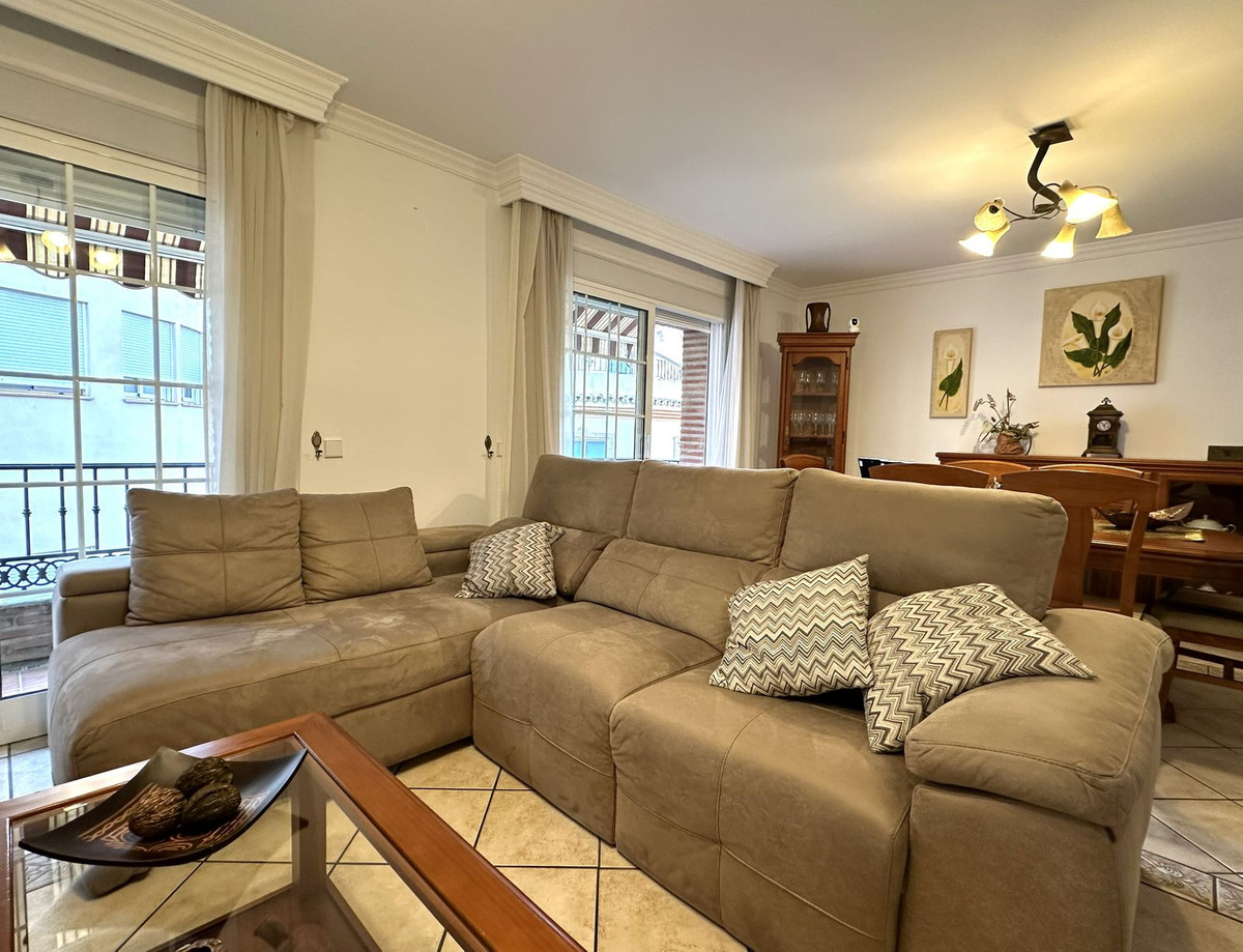 Appartement te koop in Las Lagunas | 4 slaapkamers H5245645