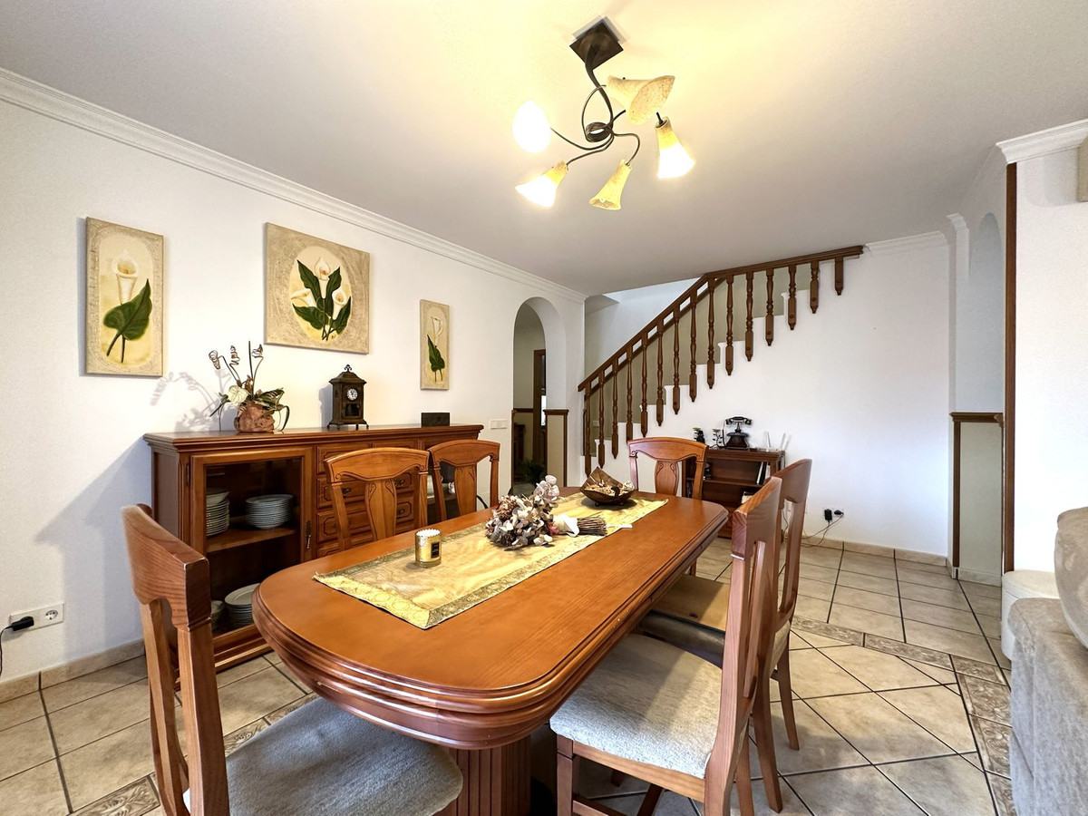 Appartement te koop in Las Lagunas | 4 slaapkamers H5245645