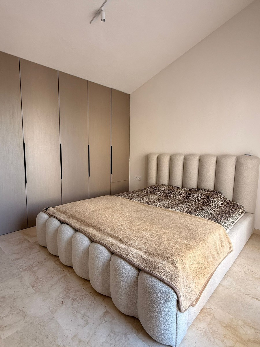 Property main view 33
