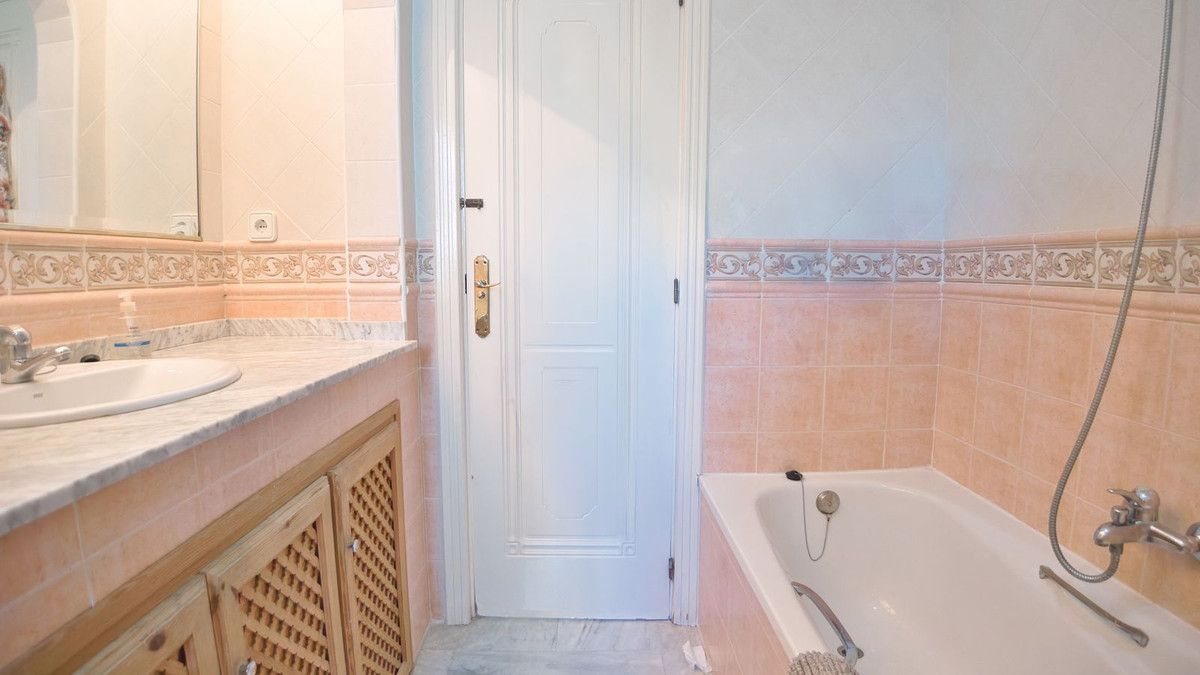 Property main view 44