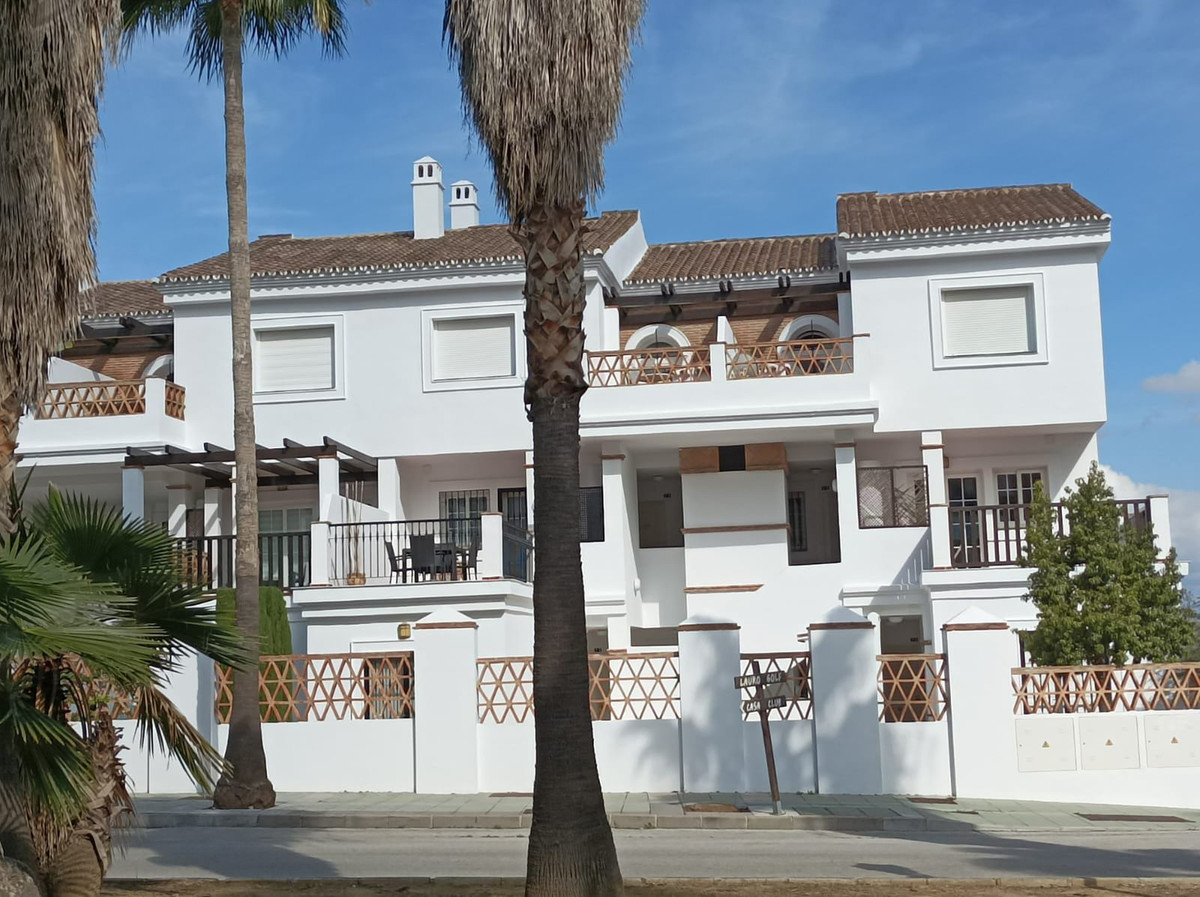 Duplex in Lauro Golf-1