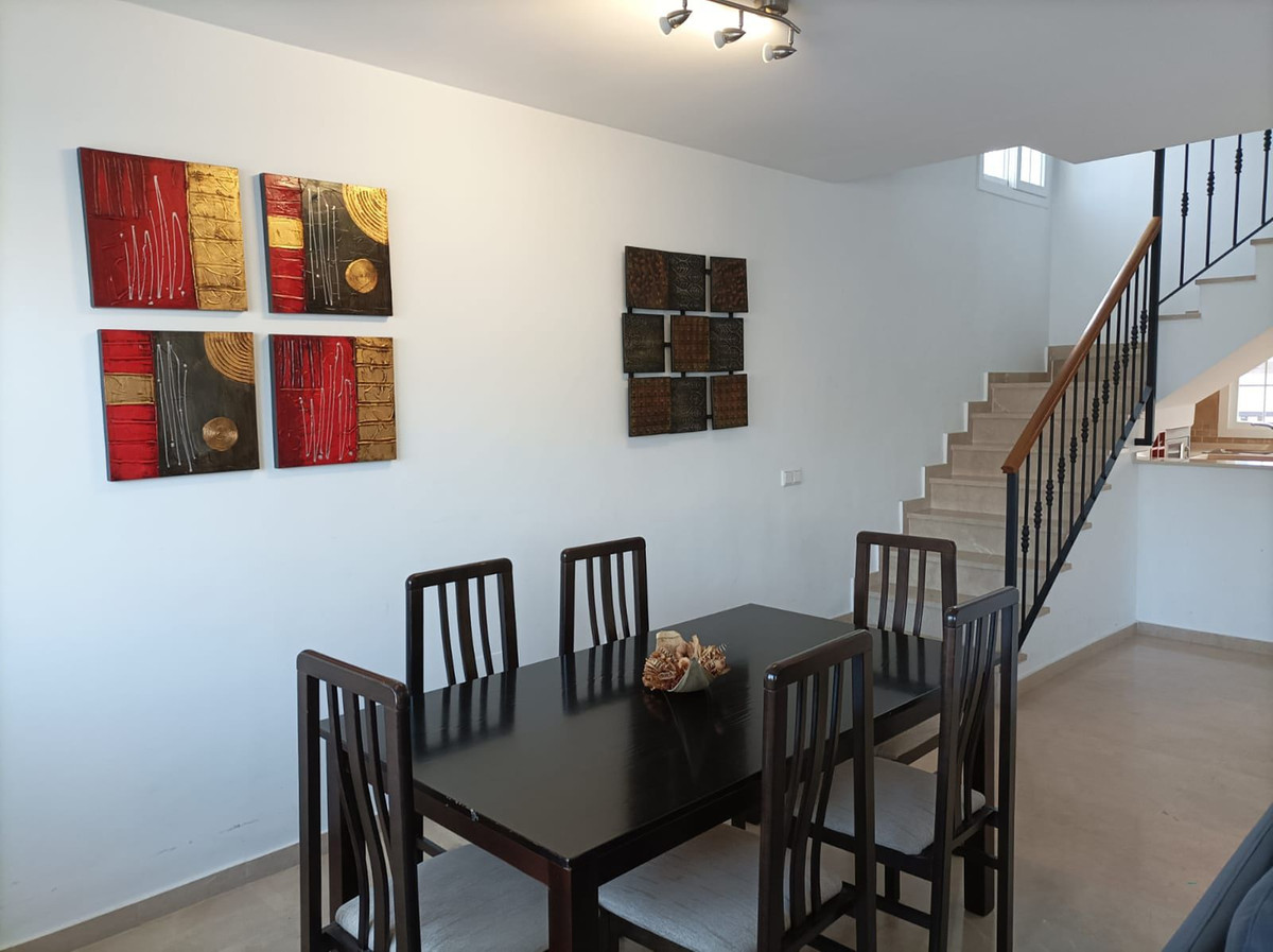 Duplex in Lauro Golf-12