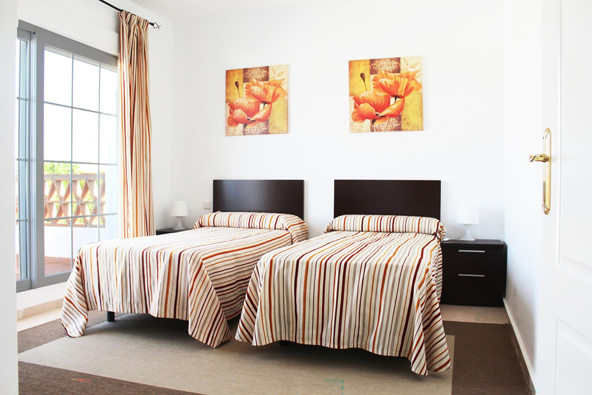 Duplex in Lauro Golf-14