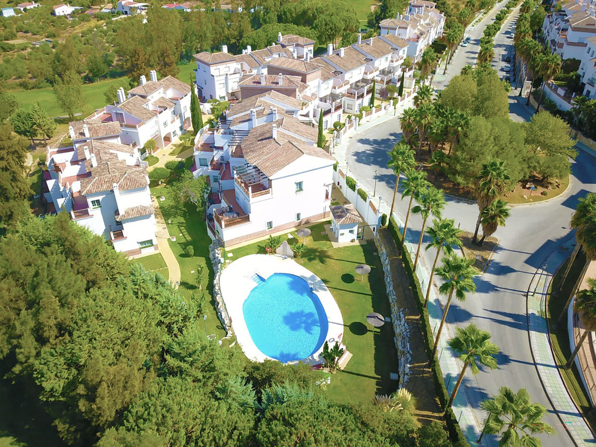 Duplex in Lauro Golf-2