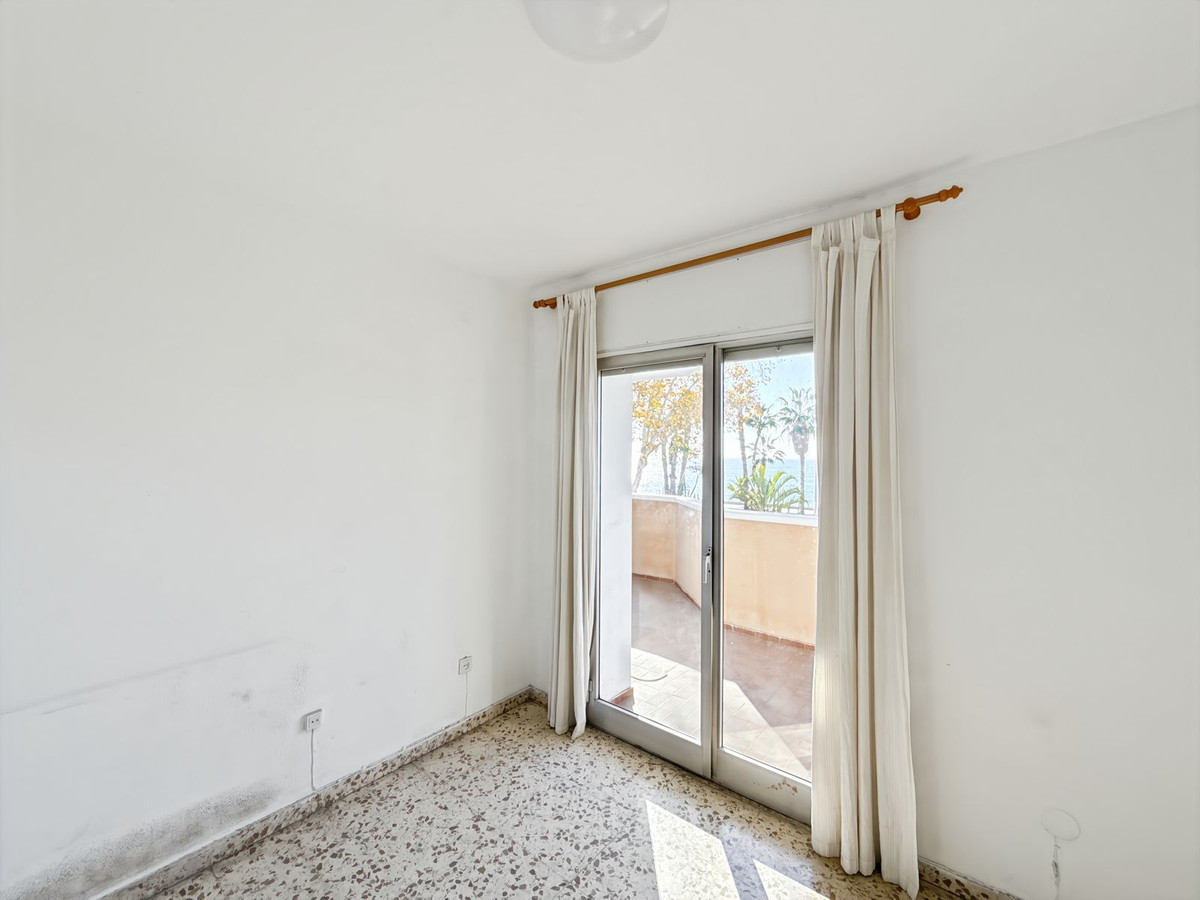 Tussenverdieping Appartement in Limonar-10