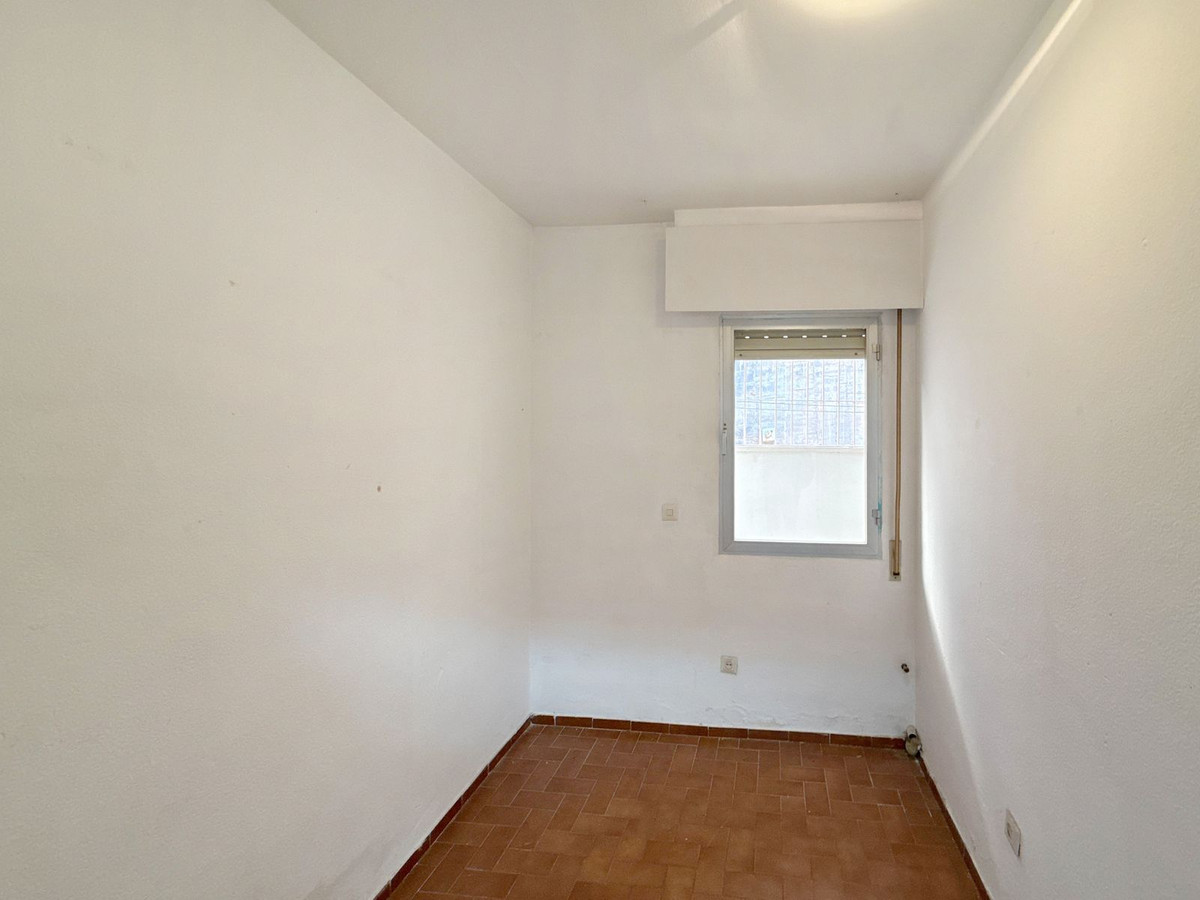 Tussenverdieping Appartement in Limonar-32