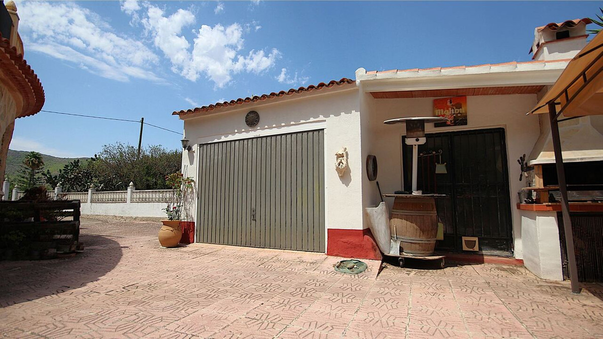 Property main view 32