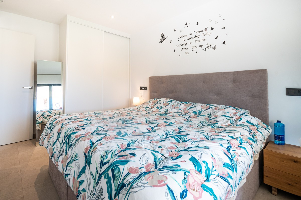 Appartement te koop in Lo Crispin | 2 slaapkamers H5187133