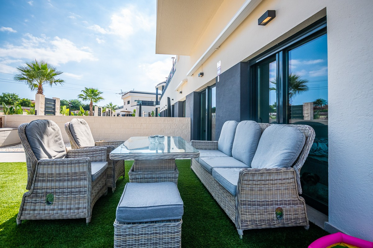 Appartement te koop in Lo Crispin | 2 slaapkamers H5187133