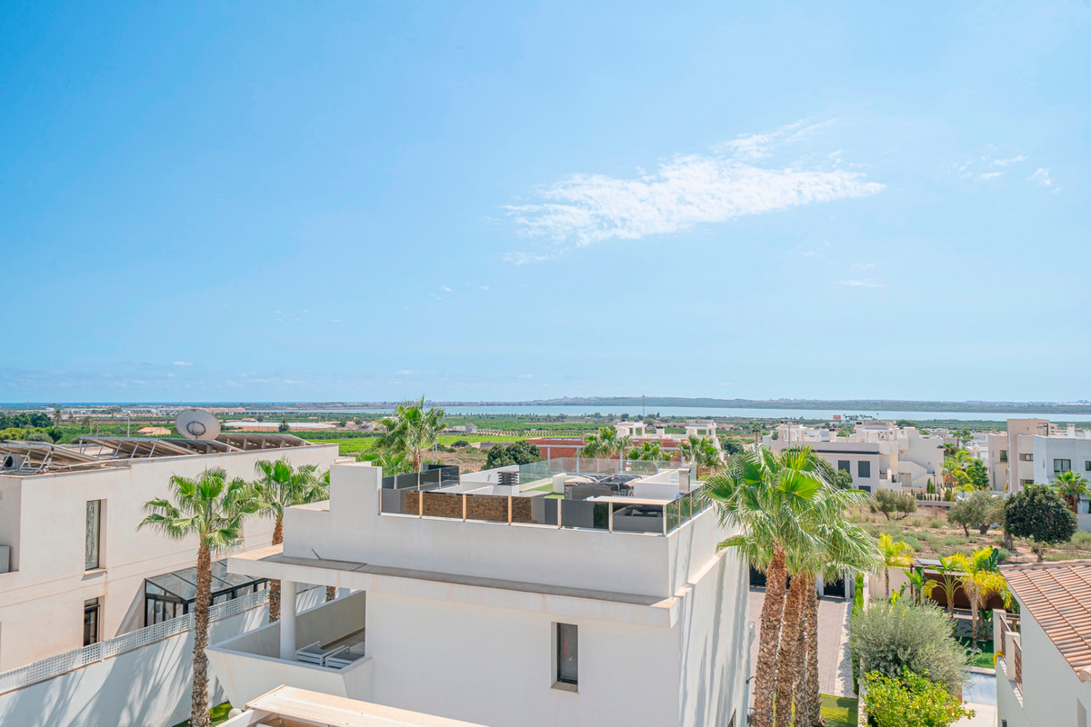 Property main view 33