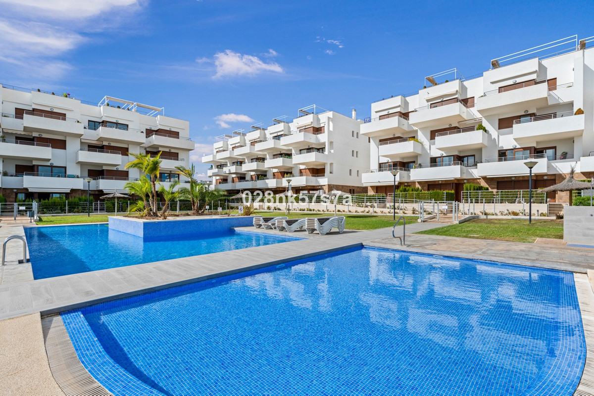 Appartement te koop in Lomas de Cabo Roig | 2 slaapkamers H5230789