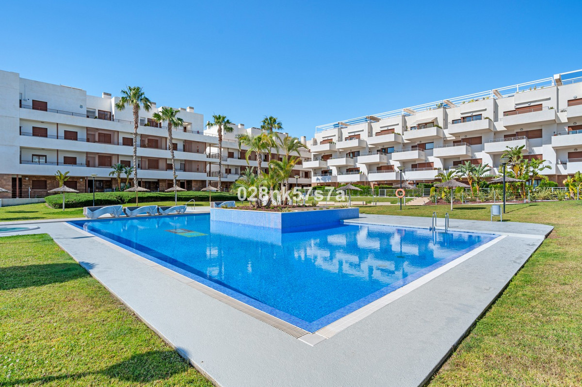 Appartement te koop in Lomas de Cabo Roig | 2 slaapkamers H5230789