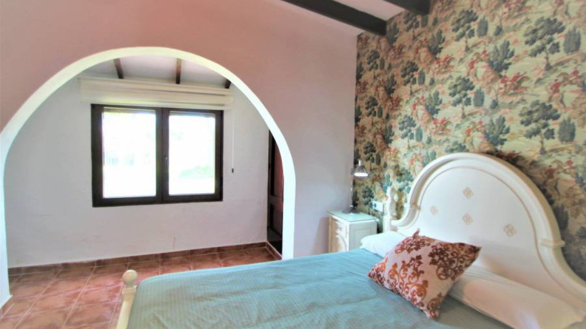 Huis te koop in Lomas de Cabo Roig | 9 slaapkamers H5295346