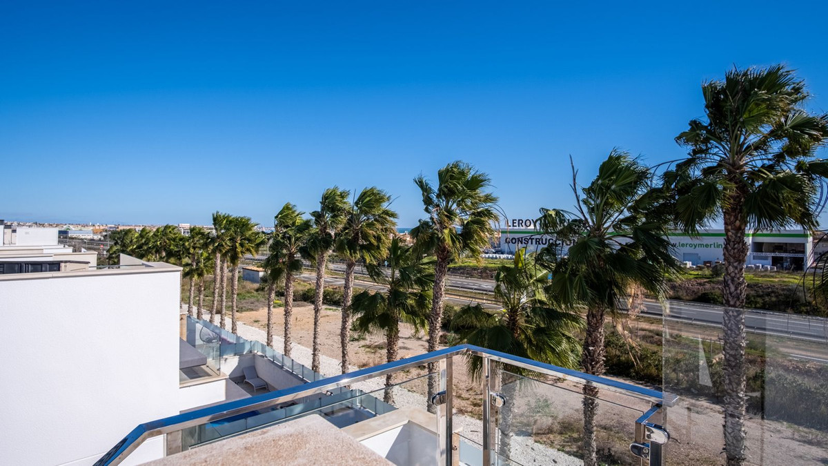 Huis te koop in Lomas de Cabo Roig | 3 slaapkamers H5298673