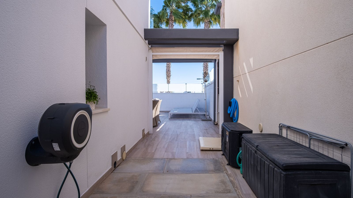 Huis te koop in Lomas de Cabo Roig | 3 slaapkamers H5298673