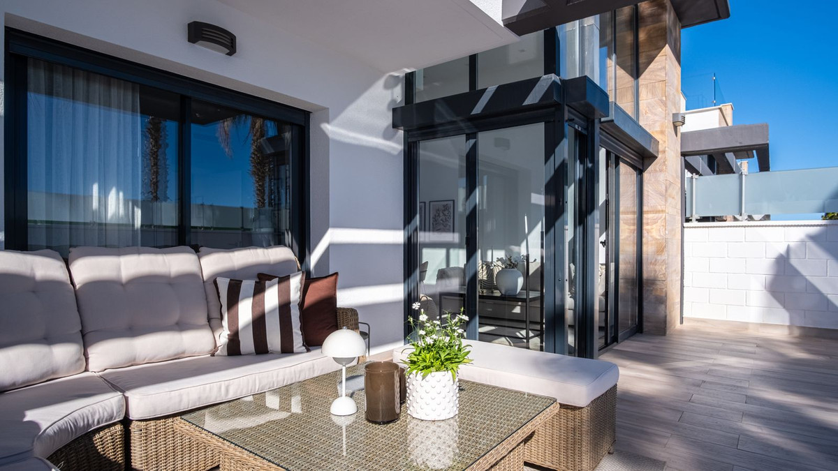 Huis te koop in Lomas de Cabo Roig | 3 slaapkamers H5298673