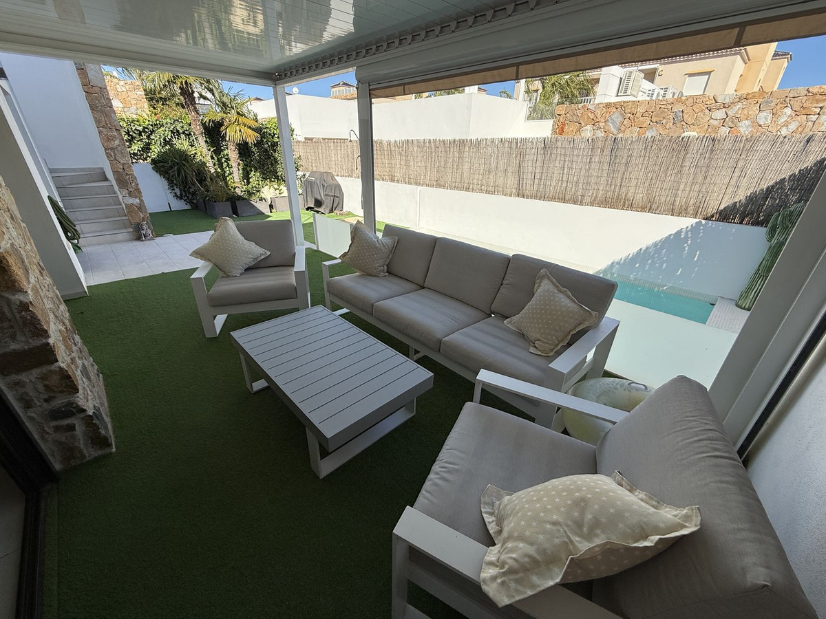 Huis te koop in Lomas de Cabo Roig | 3 slaapkamers H5309965