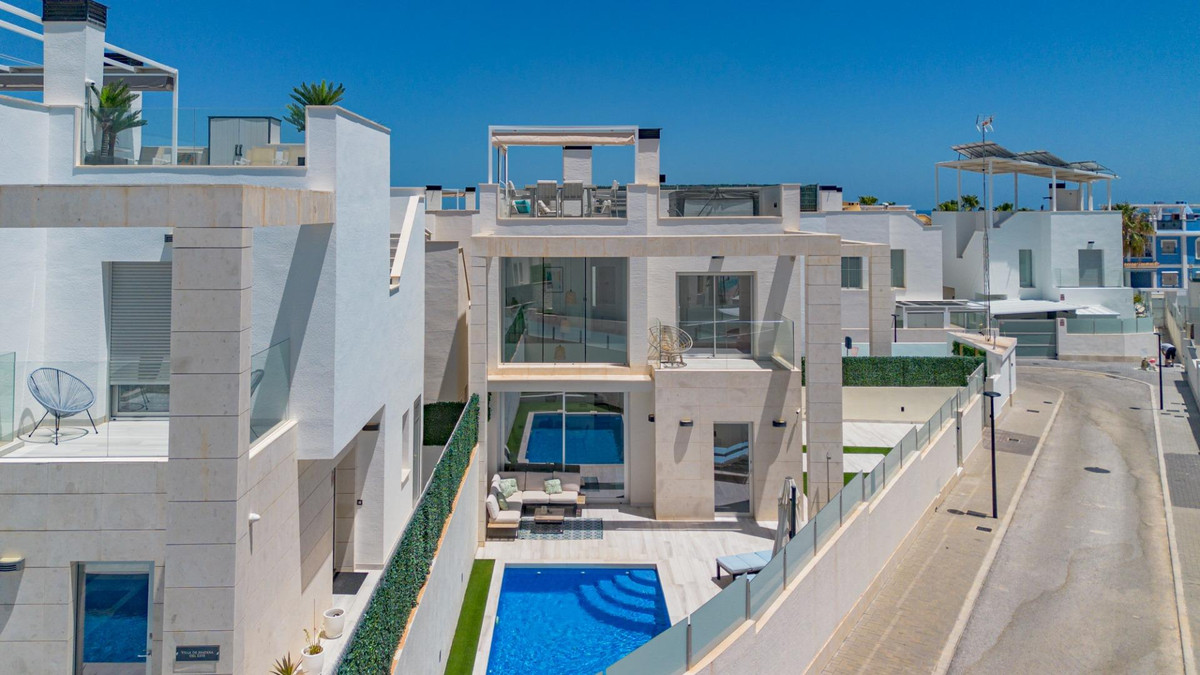 Property main view 32