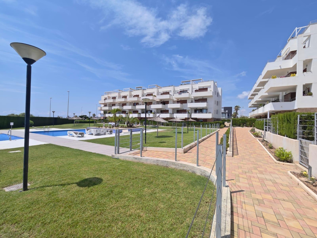 Huis te koop in Lomas de Cabo Roig | 2 slaapkamers H5453674