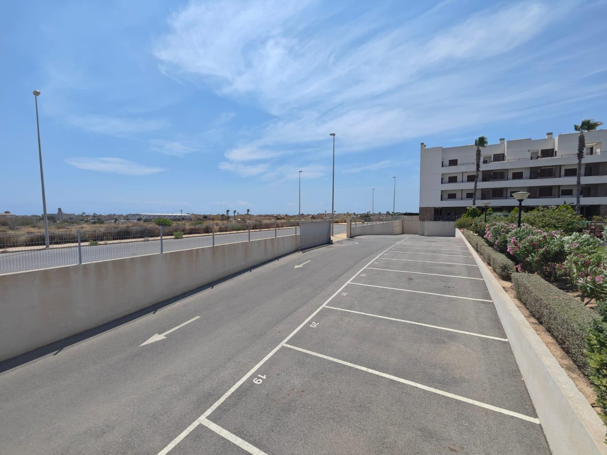 Huis te koop in Lomas de Cabo Roig | 2 slaapkamers H5453674