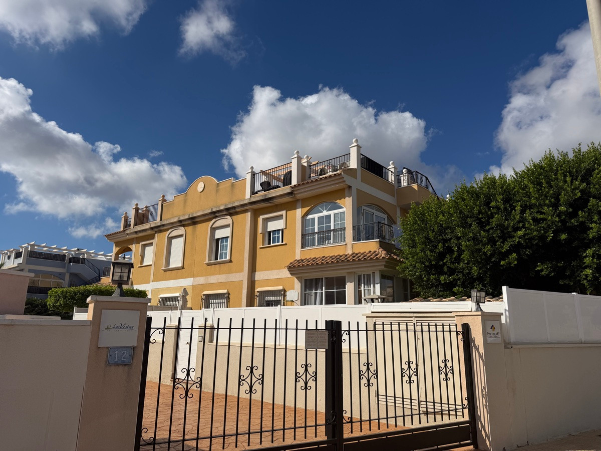 Appartement te koop in Lomas de Cabo Roig | 2 slaapkamers H5503111