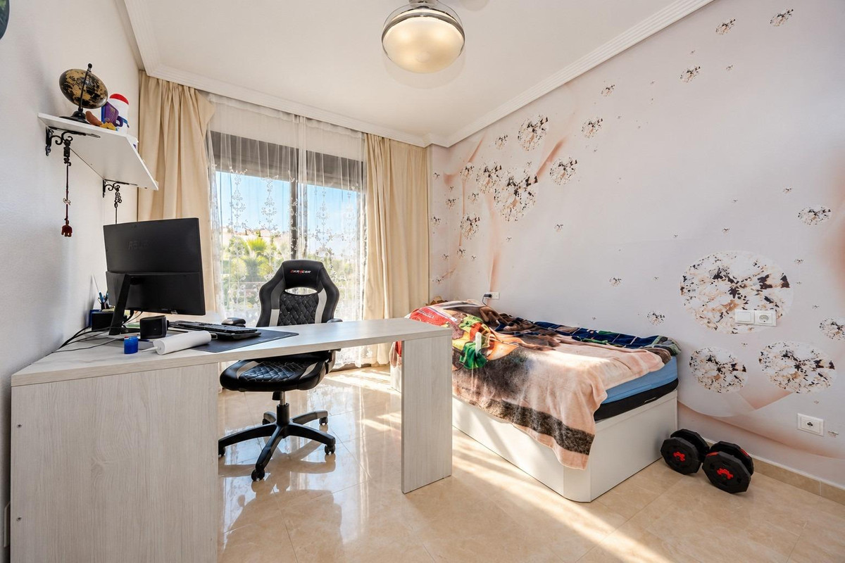 Appartement te koop in Lomas de Cabo Roig | 2 slaapkamers H5521423
